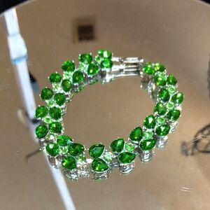 Elegant Green Gemstone Bracelet